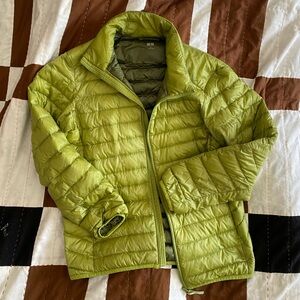 UNIQLO ultra light down extra warm yellow-green packable puffer jacket